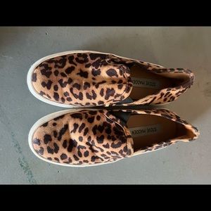 Steve Madden Leopard shoes size 6